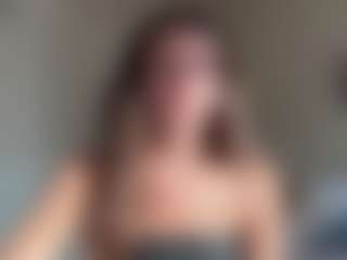 Live cam show with graciesmith27 - Bi on Camsoda