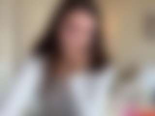 Live cam show with graciesmith27 - Arab Athletic on Mixed Magazine Live