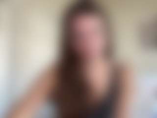 Live cam show with graciesmith27 - Athletic Young Adult on Camsoda