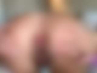 Live cam show with graciesmith27 - Hairy Pussy on Camsoda