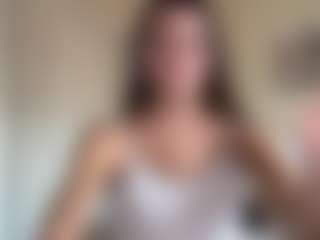 Live cam show with graciesmith27 - Bedroom Latina on nudelive.tv