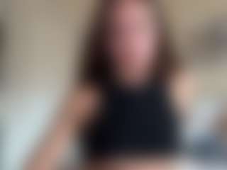 Live cam show with graciesmith27 - Teen (18+) on milfzrlive.com