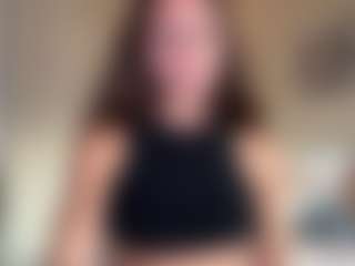 Live cam show with graciesmith27 - Amateur on CamClone
