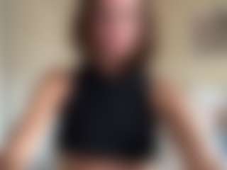 Live cam show with graciesmith27 - Spank on AdultVida.com