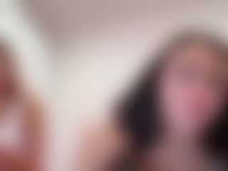 Live cam show with graciesmith27 - Small Tits Brown Hair on Milfs Live