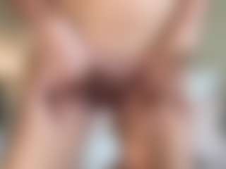 Live cam show with graciesmith27 - Brown Hair Petite on Gym Cam Girls