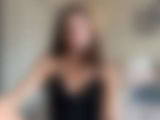 Live cam show with graciesmith27 - Small Tits on Mixed Magazine Live