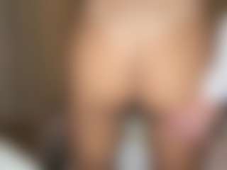 Live cam show with graciesmith27 - Camel Toe on Camsoda