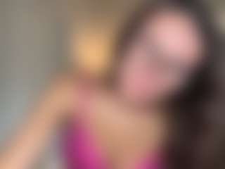 Live cam show with graciesmith27 - Blowjob on TeamSkeetLive