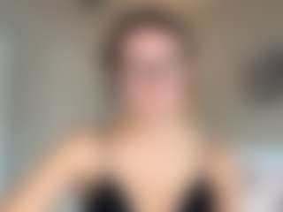graciesmith27's Live Sex Cam Show