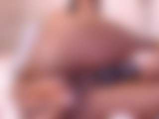 Live cam show with kataleya-hz - Ebony on Milf Play