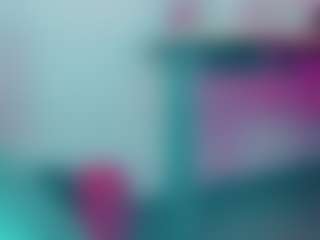 emeli-roushot's Live Sex Cam Show