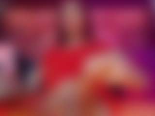 emeli-roushot's Live Sex Cam Show
