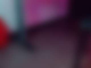 emeli-roushot's Live Sex Cam Show