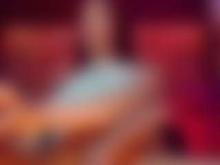 emeli-roushot's Live Sex Cam Show