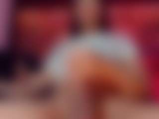 emeli-roushot's Live Sex Cam Show