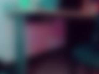 emeli-roushot's Live Sex Cam Show