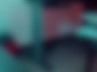 emeli-roushot's Live Sex Cam Show