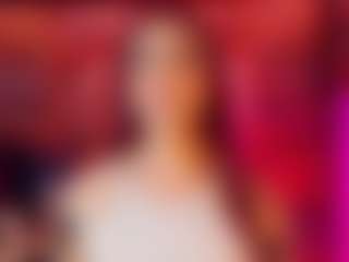 emeli-roushot's Live Sex Cam Show