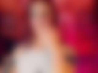 emeli-roushot's Live Sex Cam Show