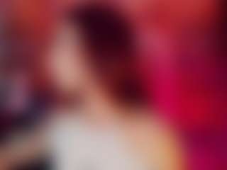 emeli-roushot's Live Sex Cam Show