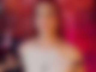 emeli-roushot's Live Sex Cam Show
