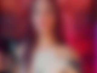 emeli-roushot's Live Sex Cam Show