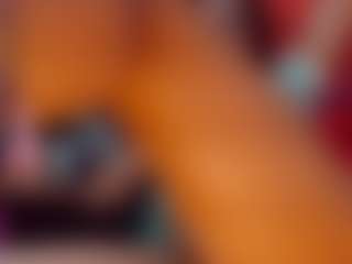 Live cam show with emeli-roushot - Spank on nudelive.tv