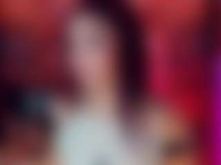 emeli-roushot's Live Sex Cam Show
