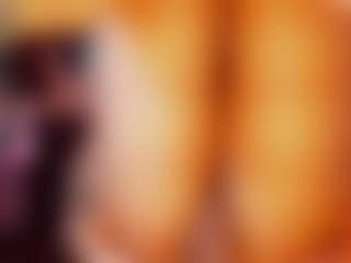 Live cam show with emeli-roushot - Spank on Soda Cam