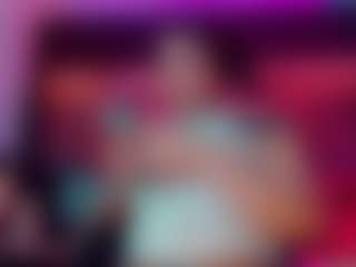 emeli-roushot's Live Sex Cam Show
