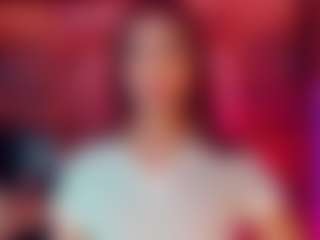 emeli-roushot's Live Sex Cam Show