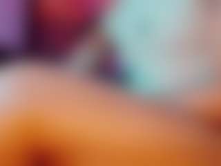 emeli-roushot's Live Sex Cam Show