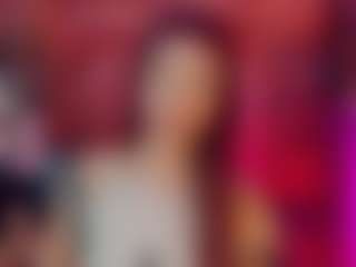 emeli-roushot's Live Sex Cam Show