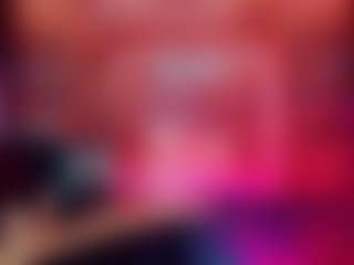 Live cam show with emeli-roushot - Lean on Camsoda