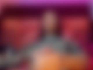 emeli-roushot's Live Sex Cam Show