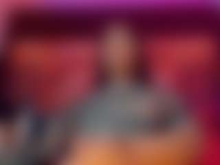 emeli-roushot's Live Sex Cam Show