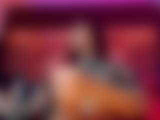 emeli-roushot's Live Sex Cam Show
