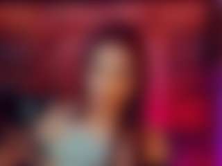 emeli-roushot's Live Sex Cam Show