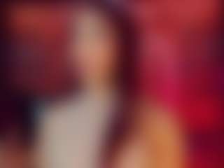 emeli-roushot's Live Sex Cam Show
