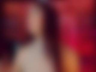 emeli-roushot's Live Sex Cam Show
