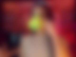 emeli-roushot's Live Sex Cam Show