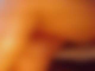 emeli-roushot's Live Sex Cam Show