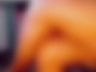 Live cam show with emeli-roushot - Young Adult on Milfs Live