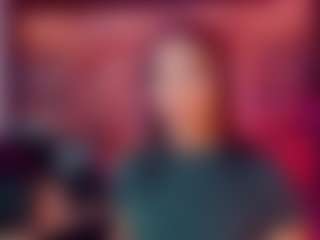 emeli-roushot's Live Sex Cam Show