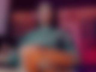emeli-roushot's Live Sex Cam Show