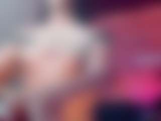 emeli-roushot's Live Sex Cam Show