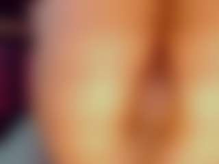 Live cam show with emeli-roushot - Tease on nudelive.tv