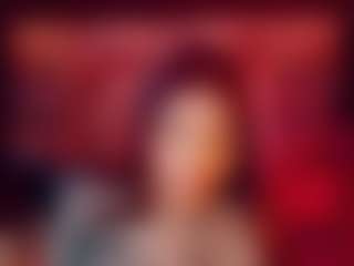 emeli-roushot's Live Sex Cam Show