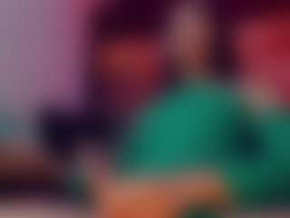 emeli-roushot's Live Sex Cam Show